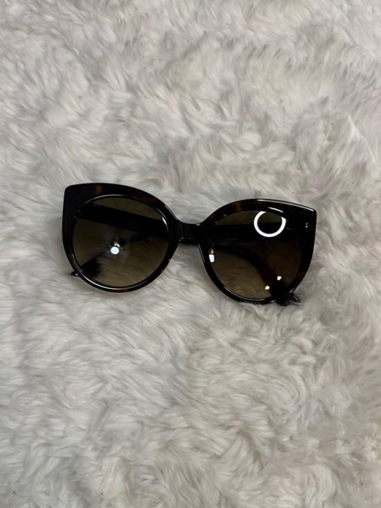 Gucci Dark Brown Cat Eye Sunglasses main image 4